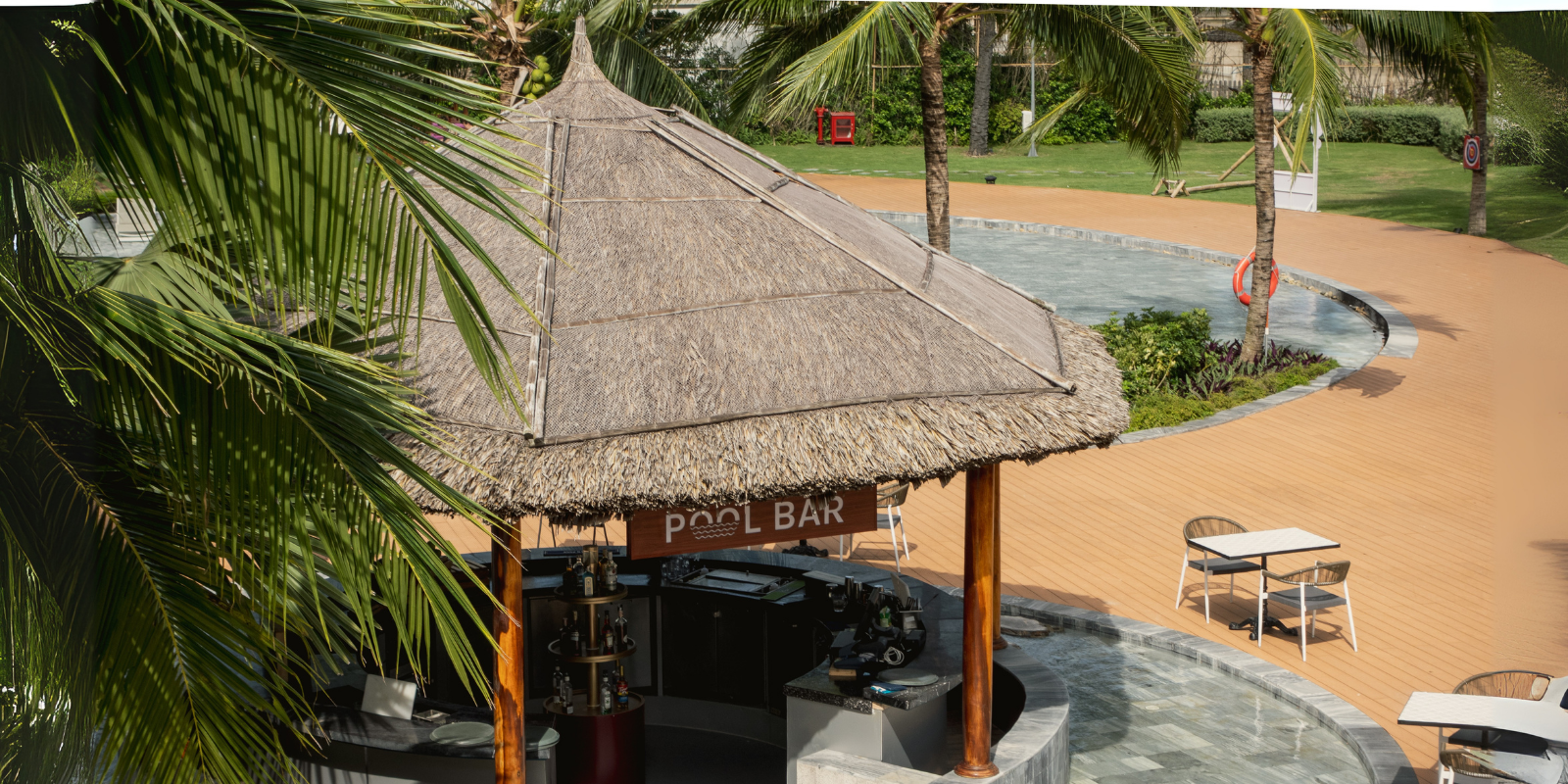 Maila pool bar